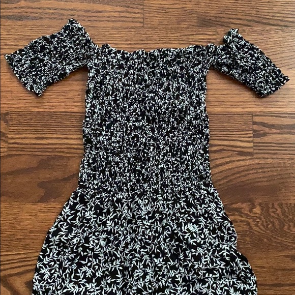 Jumpsuit - Picture 2 of 3